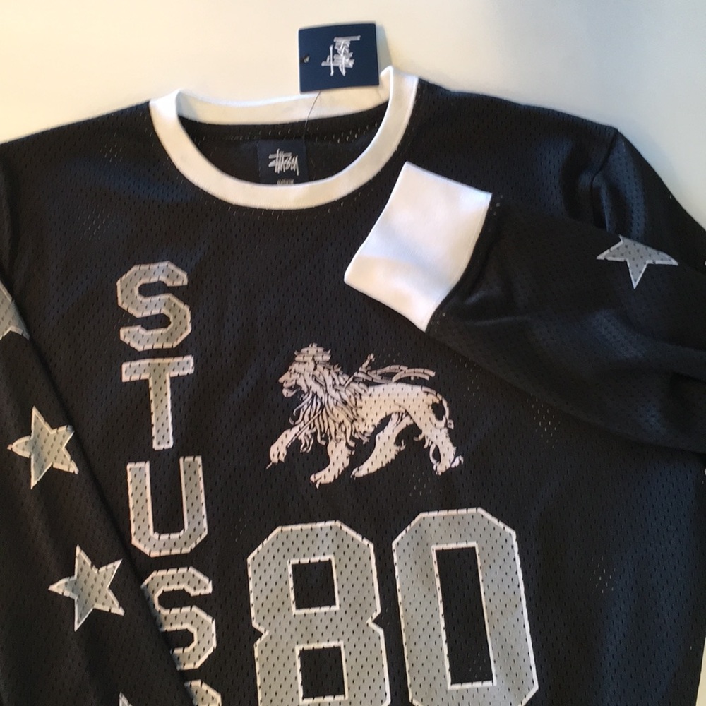 **Quarantine Deep Discount** STUSSY send offer!